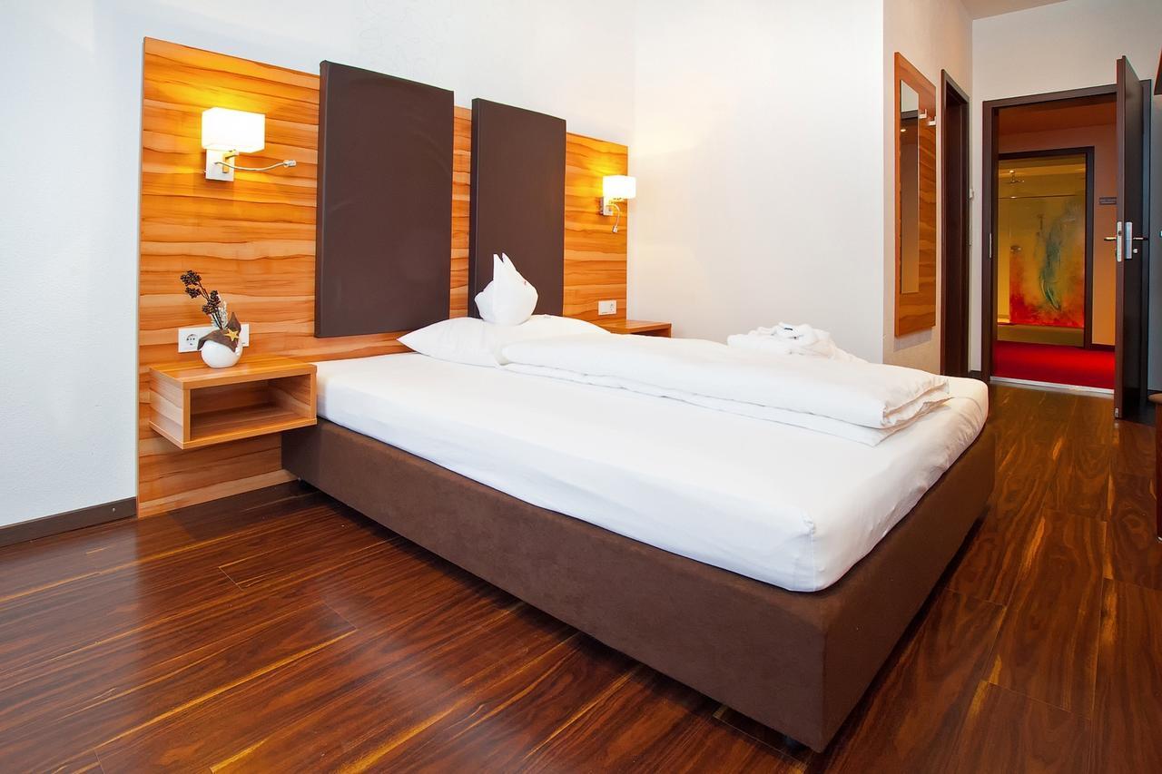 Hotel-Renner Buchbach Habitación foto